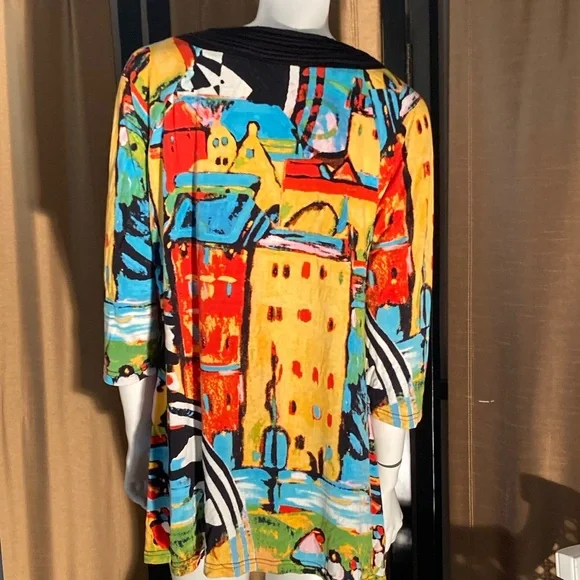 Colorful Abstract Tunic Top - Picture 4 of 4